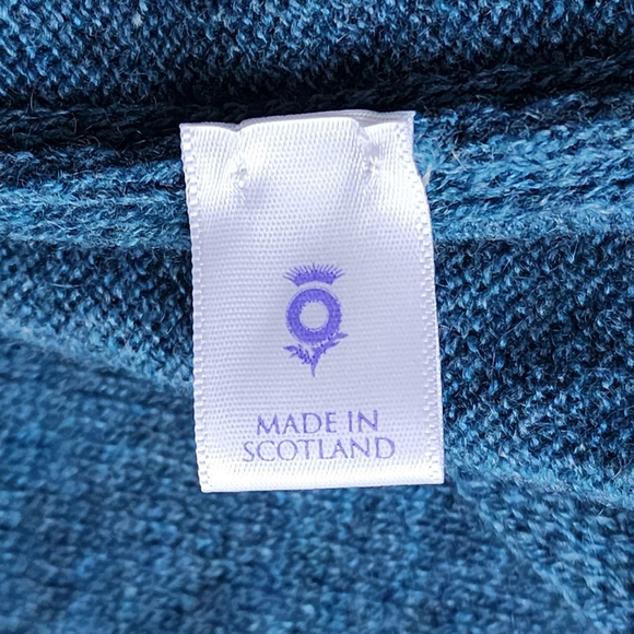 BRORA NWT Gauzy Knit Cashmere Poncho in Ocean Blue Made in Scotland One Size - Picture 7 of 7